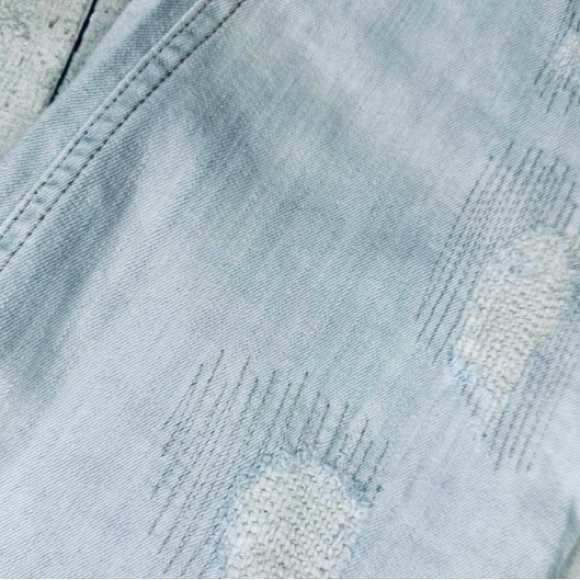 White washed distressed mid crop guess jeans - Picture 2 of 7